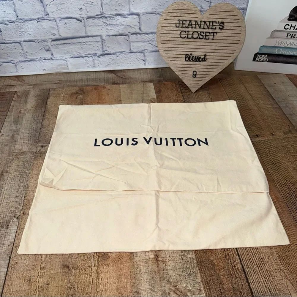 BRAND NEW Authentic Louis Vuitton XL Foldover Handbag Storage Dust Bag 24” x 21”